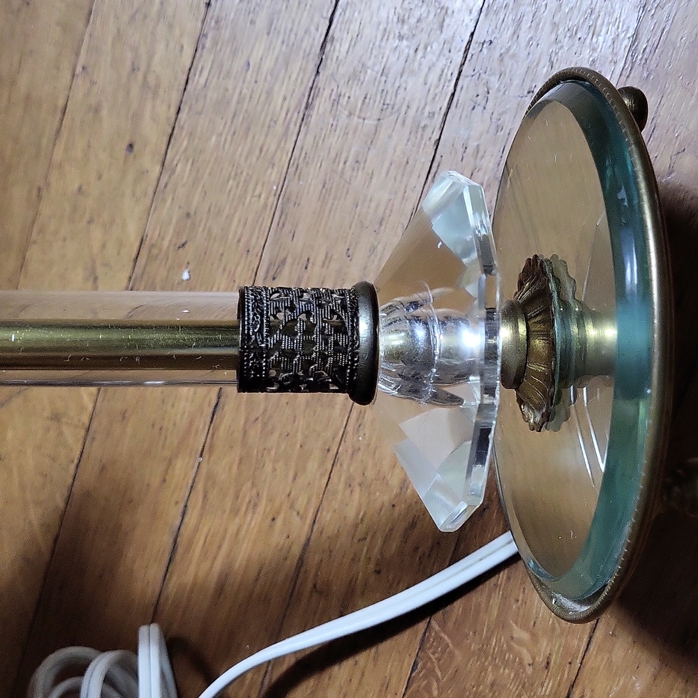 Vintage Lamp - Picture 3 of 6